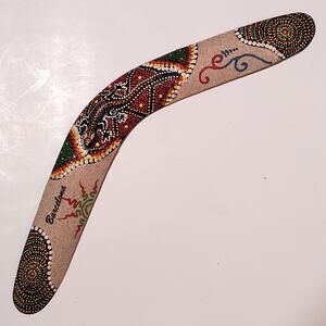 Barcelona Souvenir Hand-Painted Aboriginal Boomerang 3D Lizard Artwork